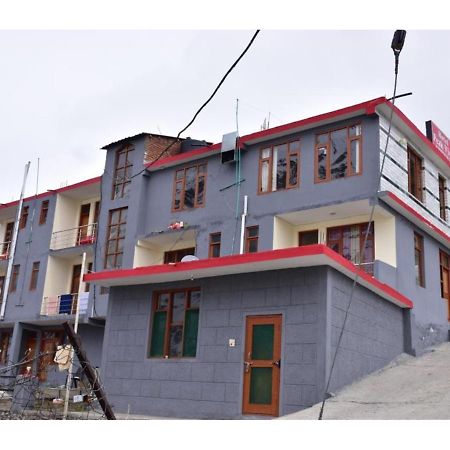 Hotel Peak View, Lahaul Sissu Exteriör bild